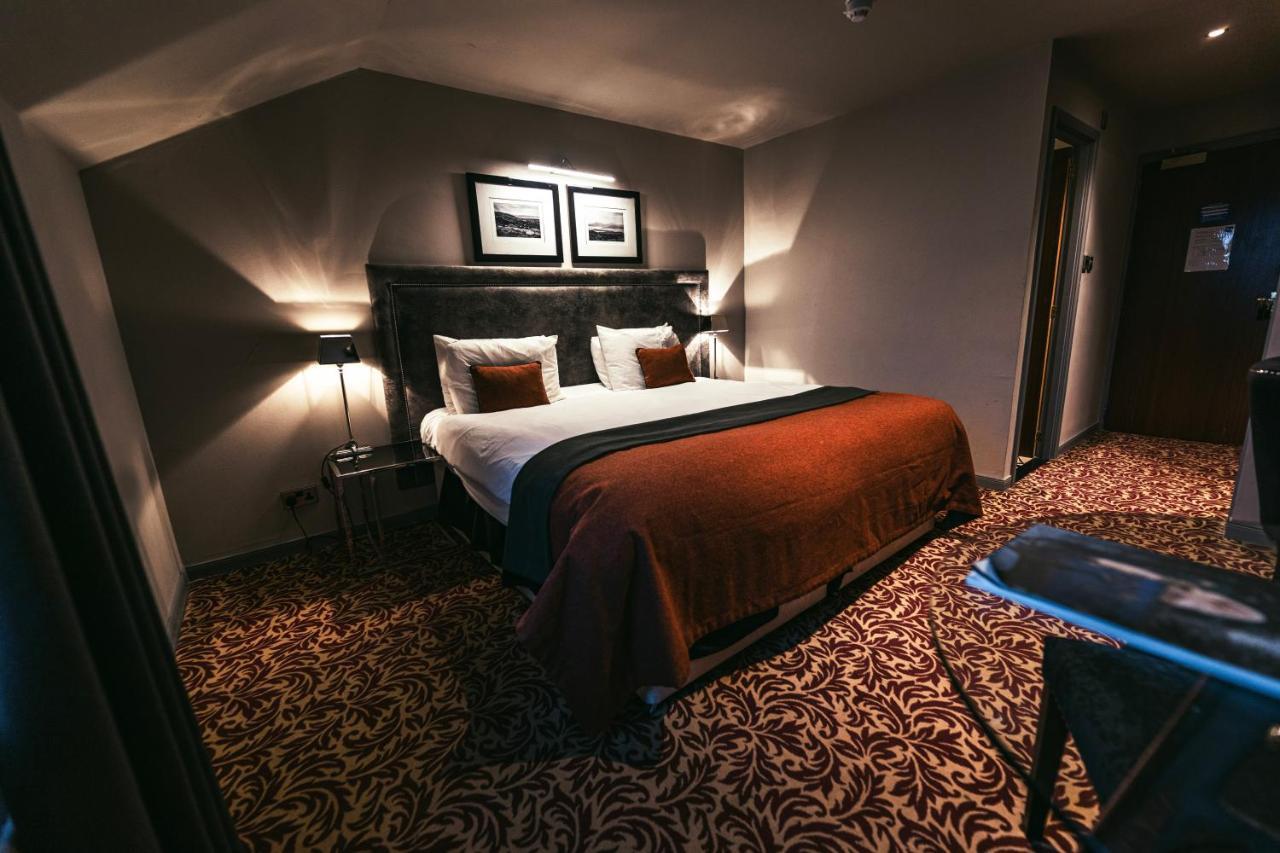 The Fenwick Hotel Kilmarnock Extérieur photo