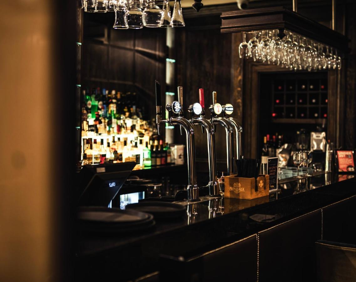 The Fenwick Hotel Kilmarnock Extérieur photo