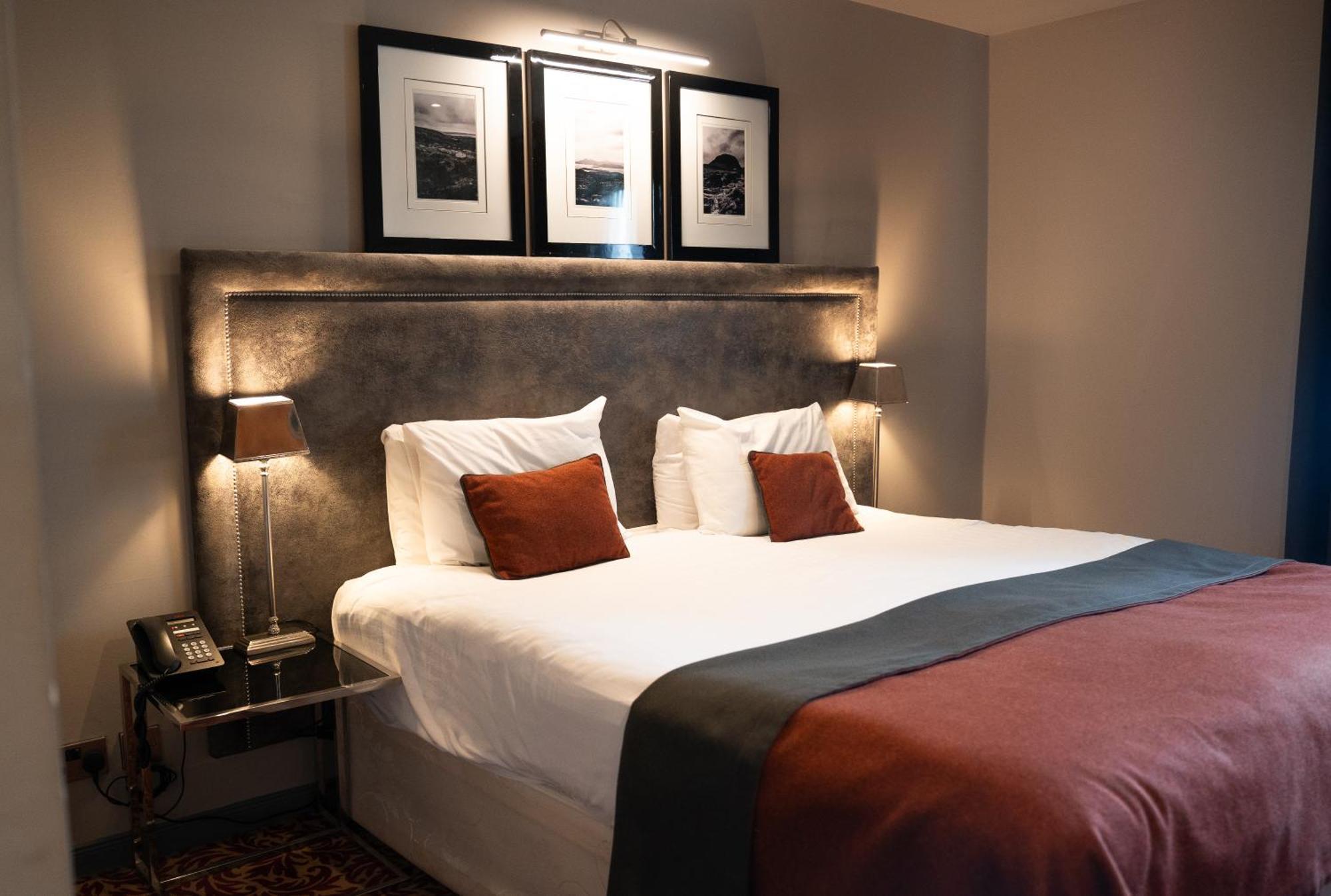 The Fenwick Hotel Kilmarnock Extérieur photo